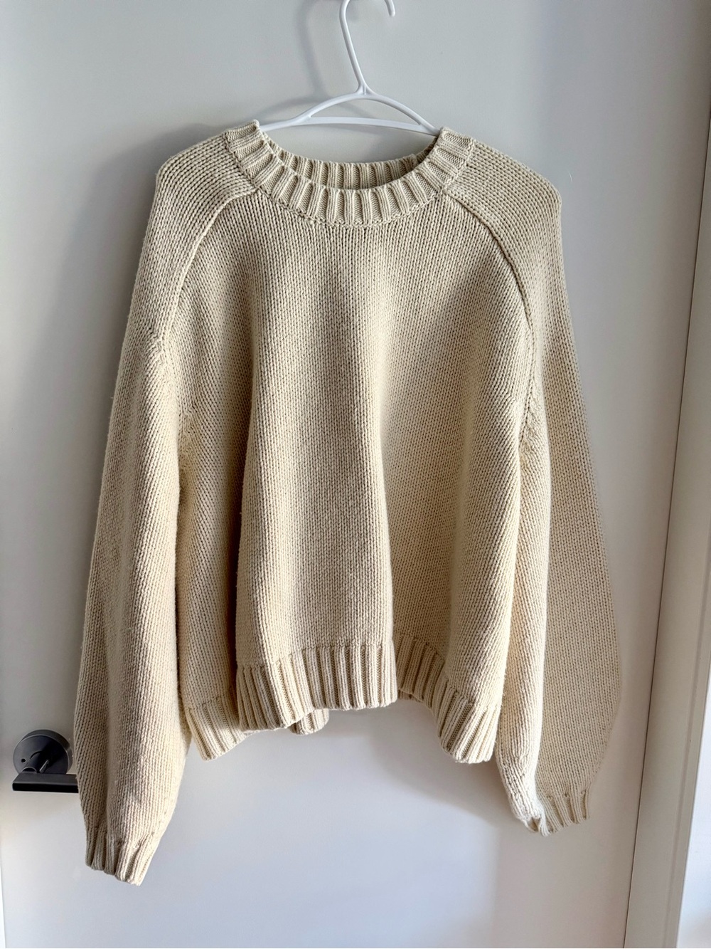 GAP Women's Cream Ribbed Crewneck Sweater